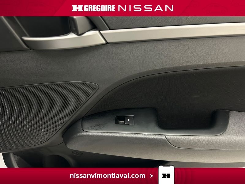 2018 Hyundai Elantra White Saint-Eustache - photo #16