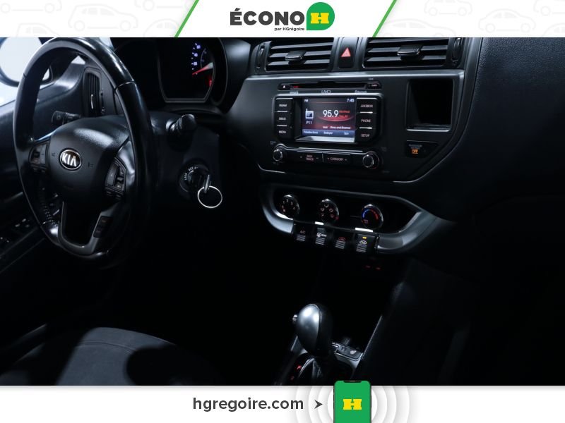 2015 Kia Rio Brown Saint-Eustache - photo #19