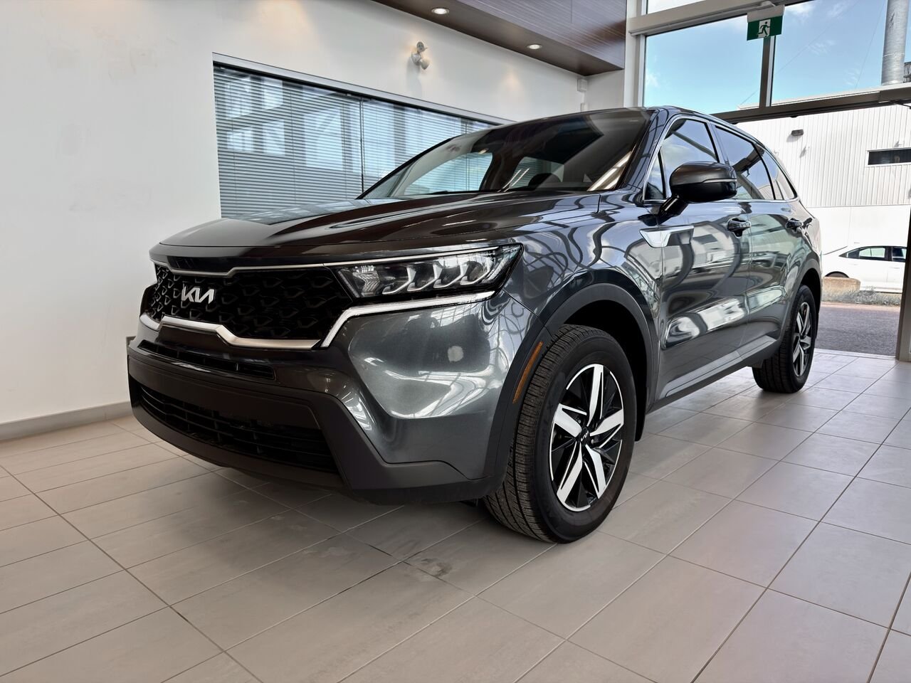 Kia Sorento 2022 Gris Notre-Dame-des-Prairies - photo #3