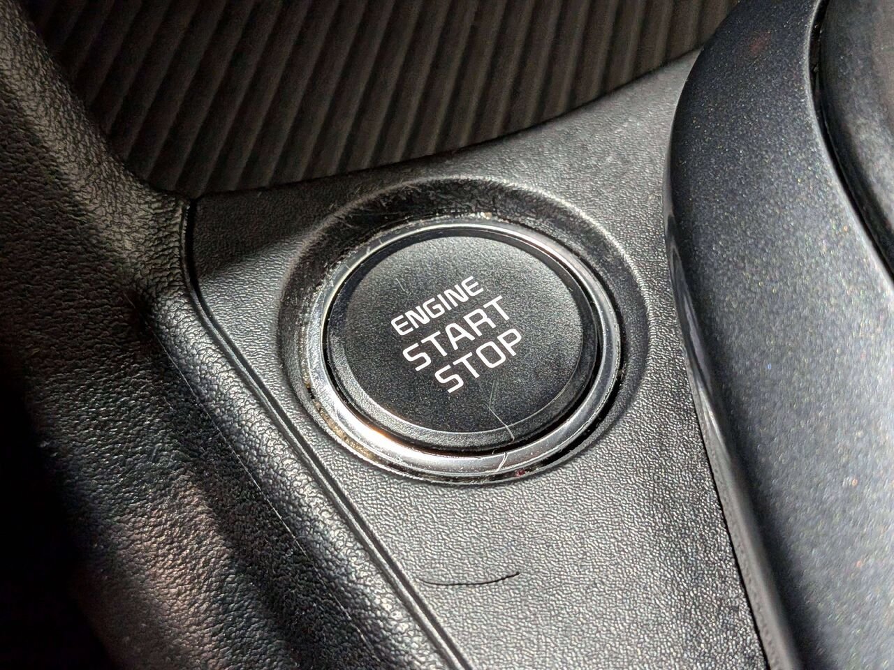 2025 Kia K4 LX FWD Grey Val-David - photo #25