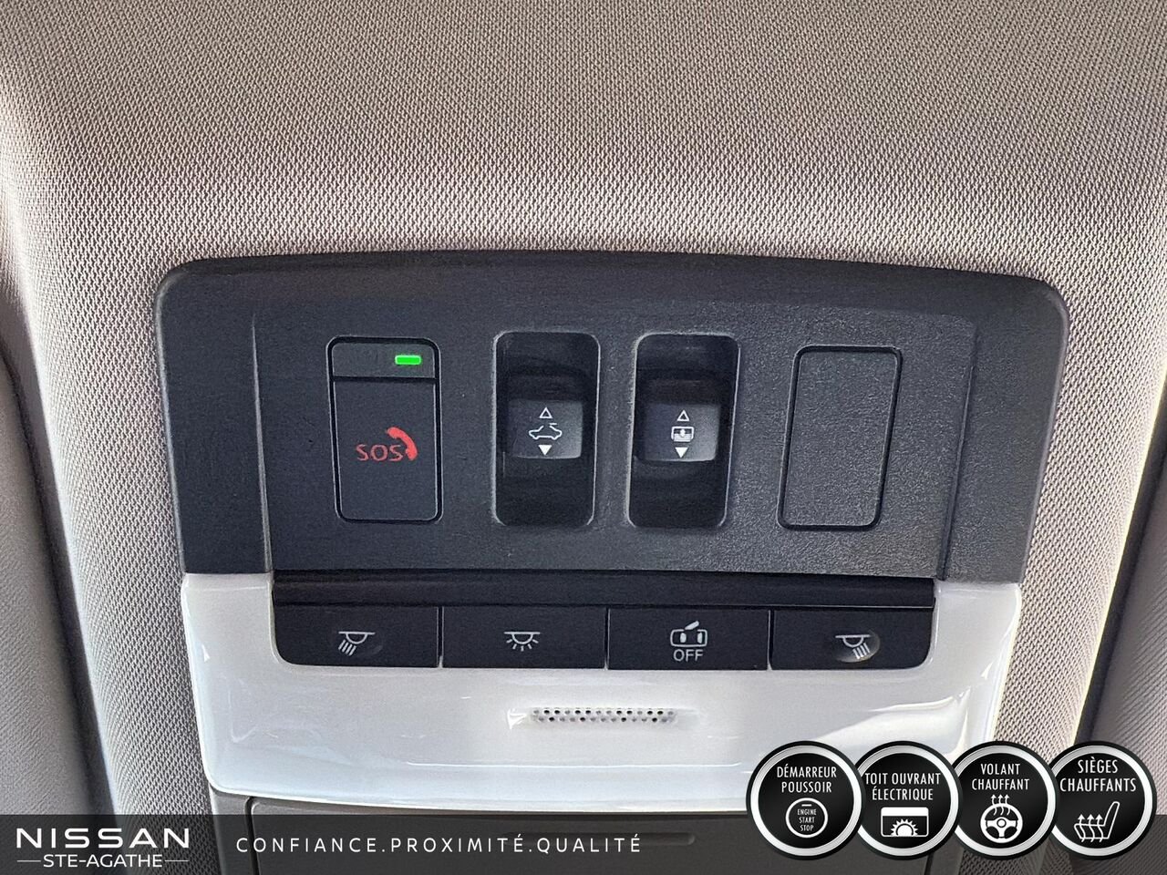 Nissan Rogue SV TI | 1 PROPRIÉTAIRE | TOIT OUVRANT PANORAMIQUE | CAMÉRA 360° | CARPLAY 2023 Gris Saint-Jérôme - photo #23