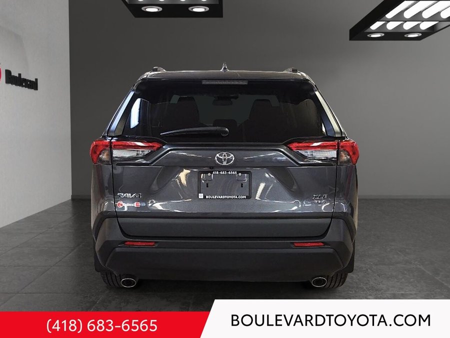 2021 Toyota RAV4 2021 Grey