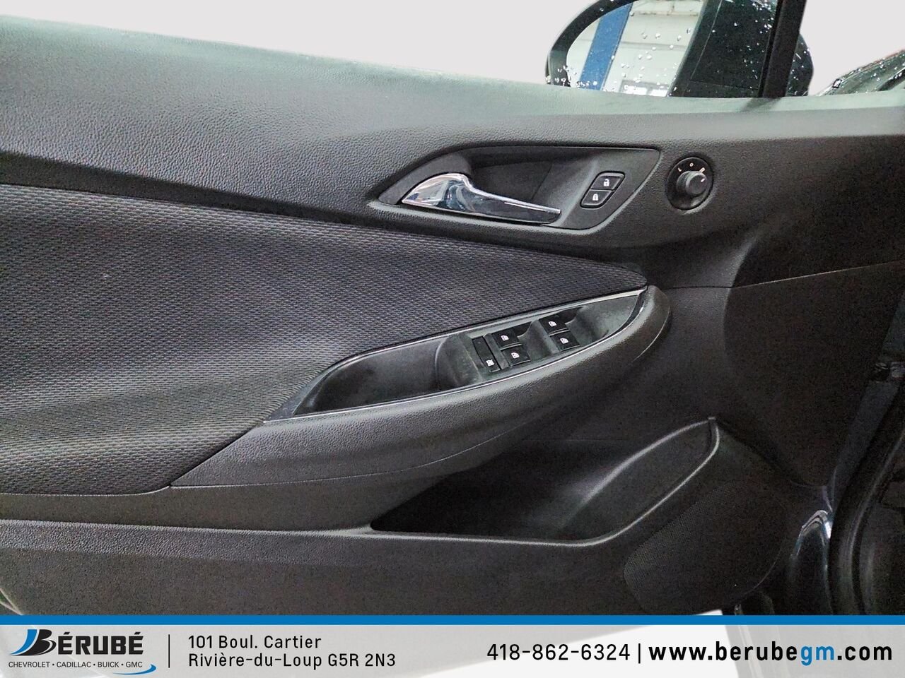 Chevrolet Cruze LT 1.6L à hayon 4 portes avec 1SH 2018 Noir Rivière-du-Loup - photo #9