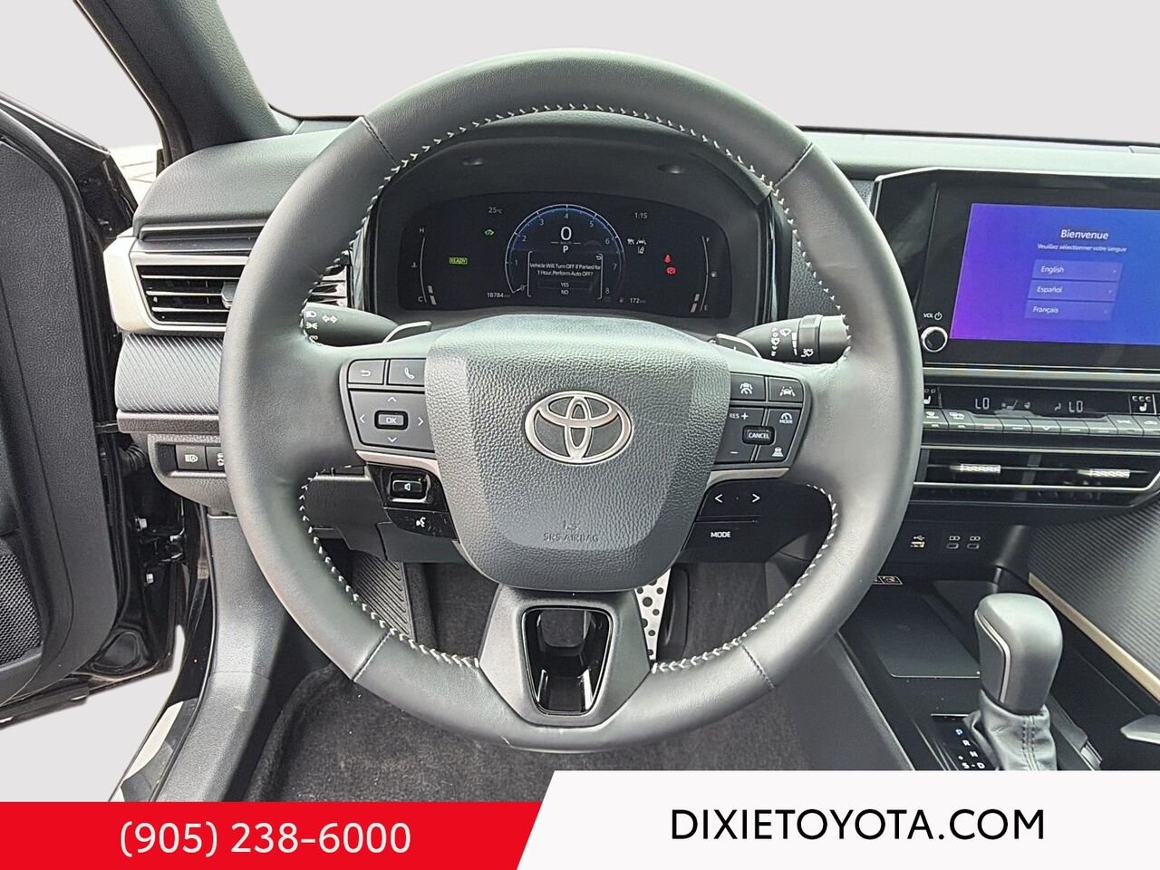 2026 Toyota Camry HYBRID SE UPGRADE AWD / CLEAN CARFAX / ALLOY WHEELS / MOONROOF / CARPLAY AND ANDROID AUTO Black Mississauga - photo #11