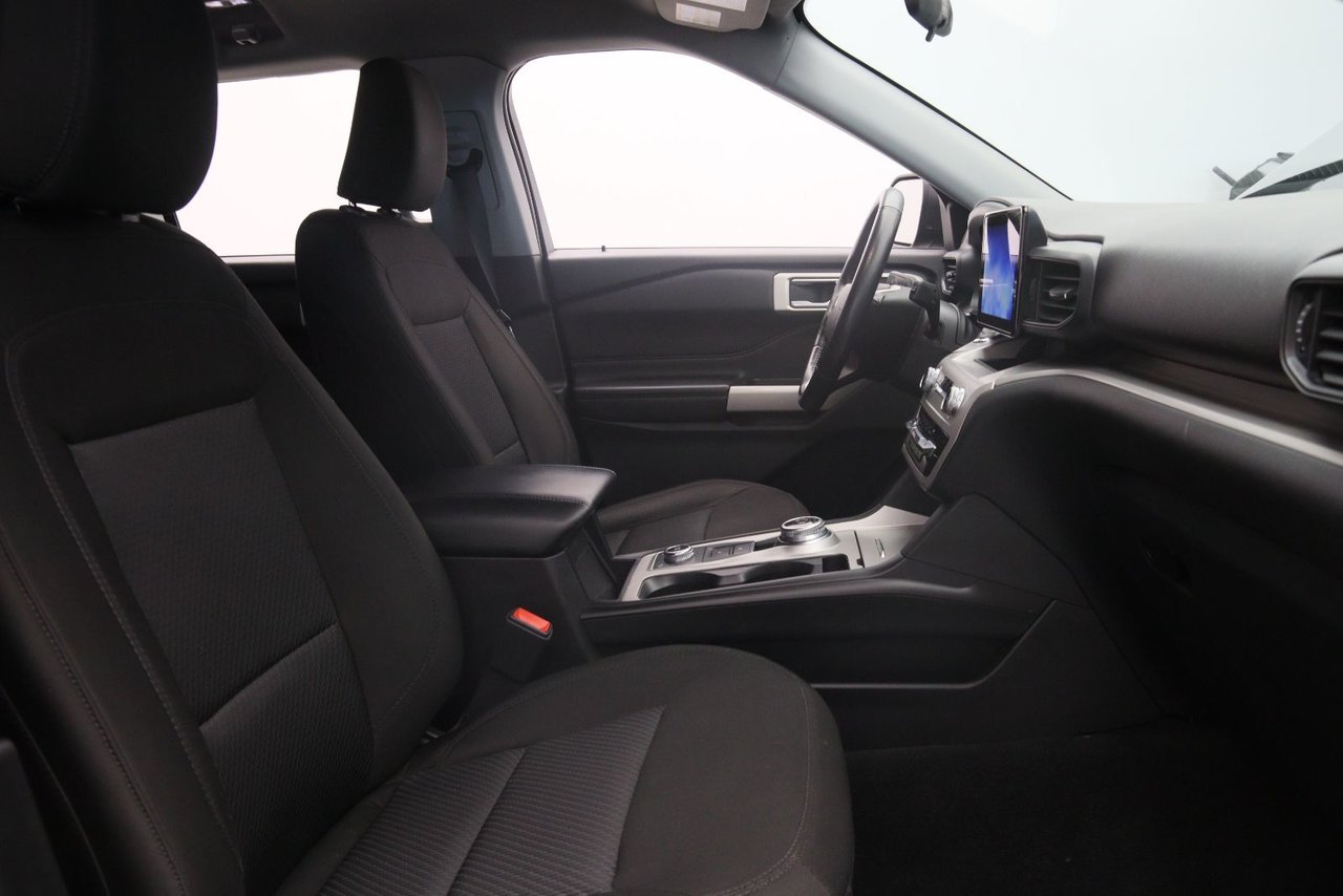 Ford Explorer XLT 2023 Noir Baie-Comeau - photo #16