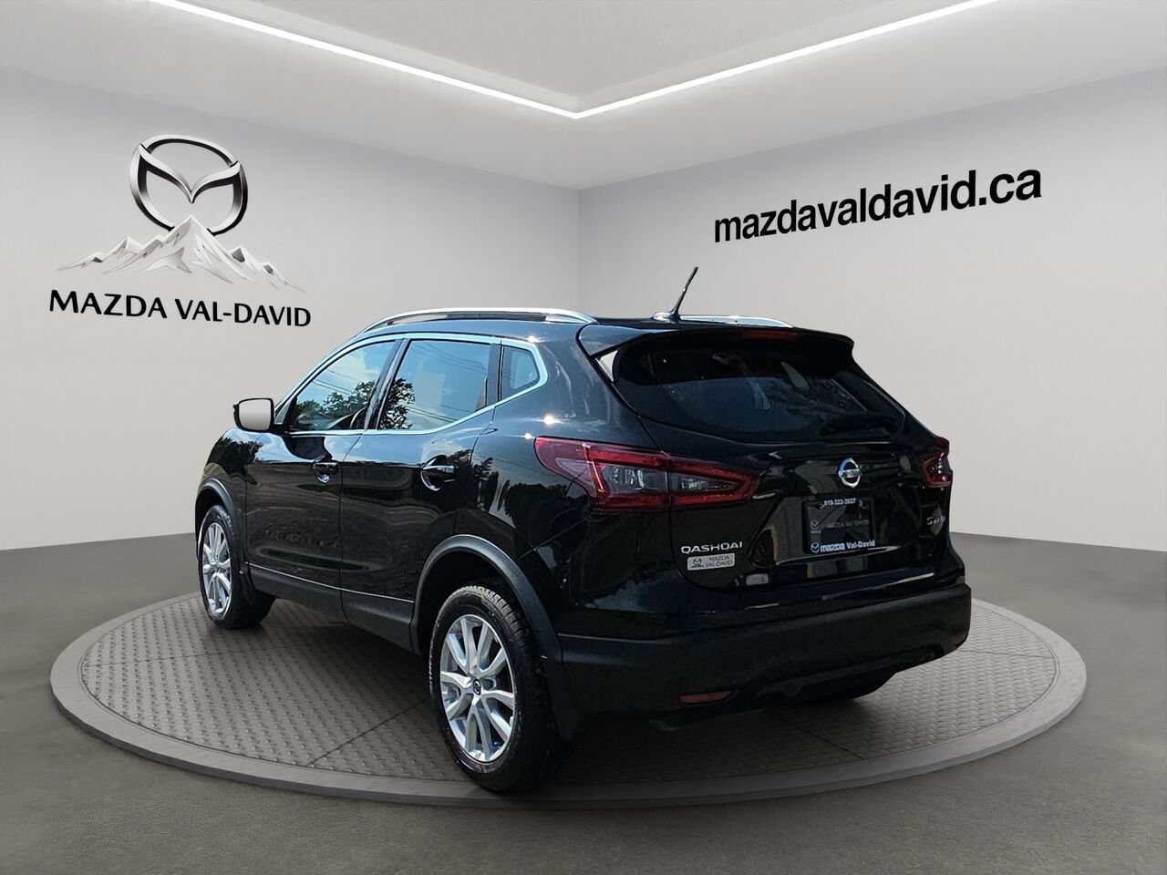 Nissan Qashqai SV TI CVT, Sièges chauffants avant, Toit ouvrant, Volant chauffant 2023 Noir Val-David - photo #19