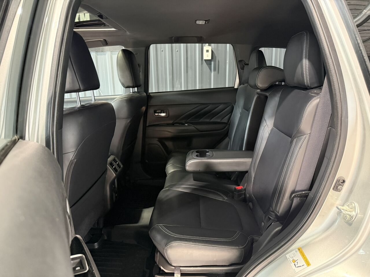 2020 Mitsubishi Outlander Plug-In Hybrid Grey Mont-Laurier - photo #12