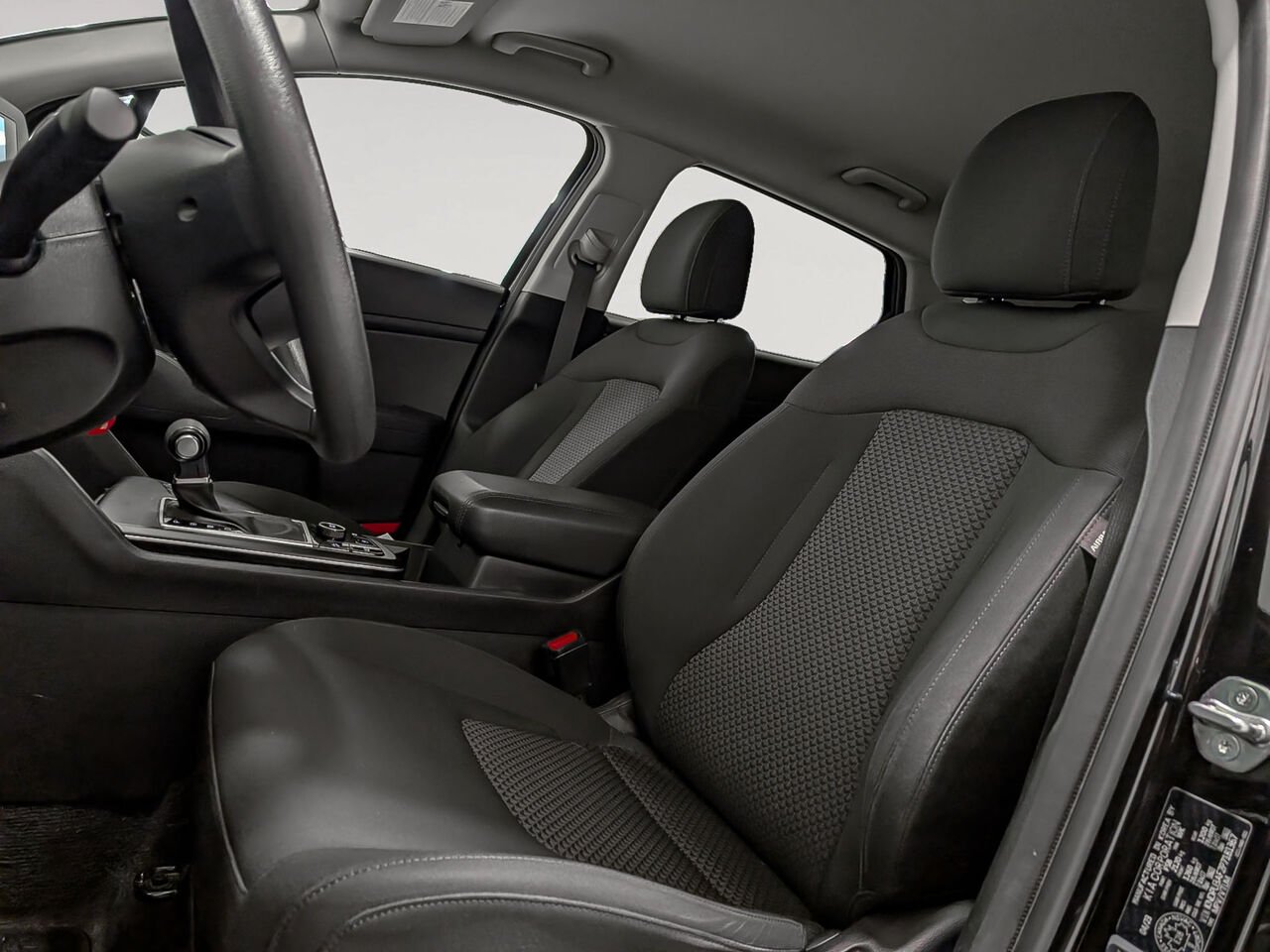 Kia Sportage FWD LX Sièges Chauffants Bas Kilométrage 2023 Autre Sherbrooke - photo #6