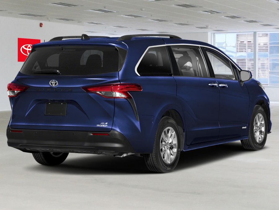2024 Toyota Sienna HYBRID XLE FWD Blue