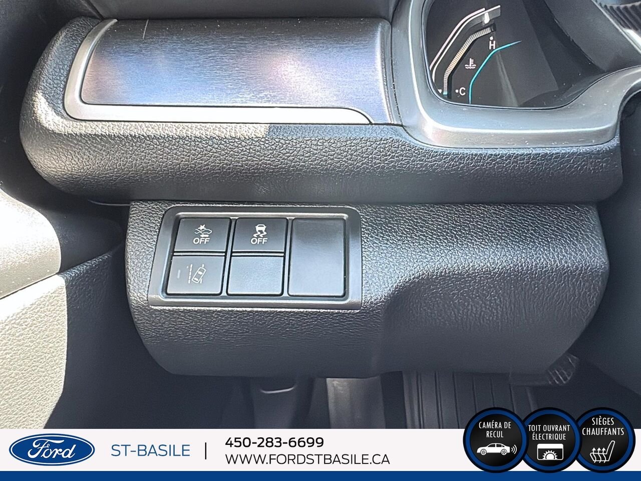 HONDA CIVIC 2018 Argent Saint-Basile-le-Grand - photo #19
