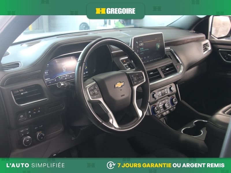 2024 Chevrolet Suburban White Laval - photo #22
