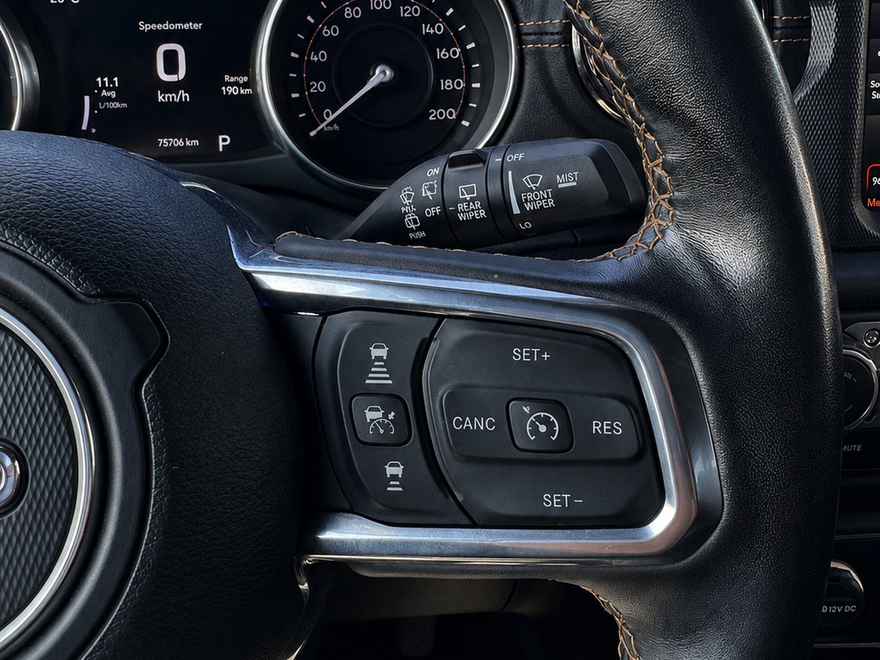 Jeep Wrangler 4xe 2023 Noir Granby - photo #15