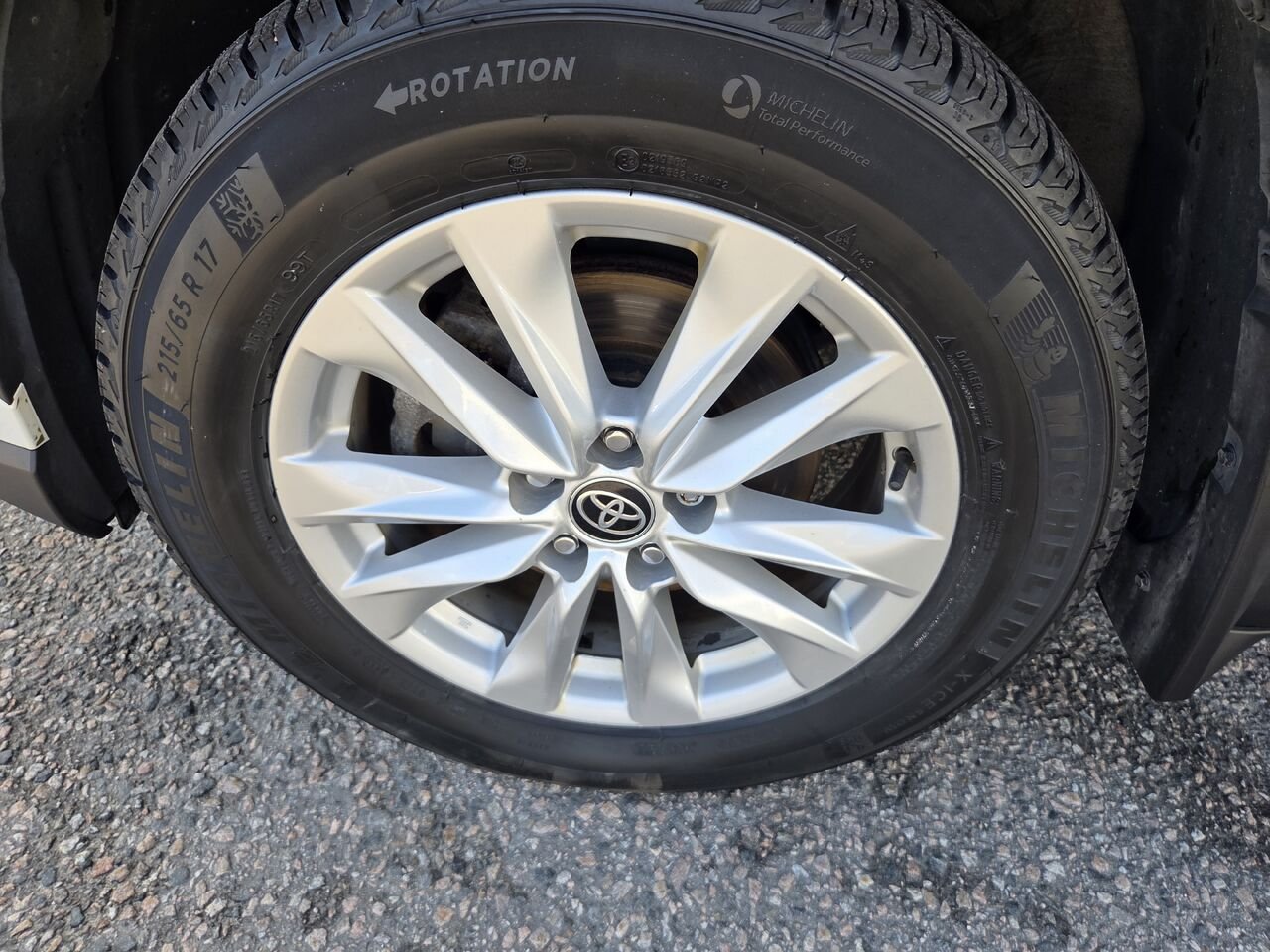 Toyota COROLLA CROSS LE (PREMIUM) 2022 Blanc Mont-Laurier - photo #9