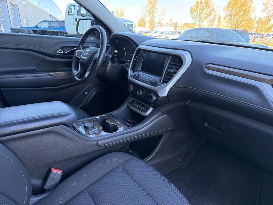 GMC Acadia SLE ** AWD ** V6 ** TOIT ** ÉLÉVATION ** GR. REMORQUAGE ** CARFAX CLEAN ** 2023 Blanc