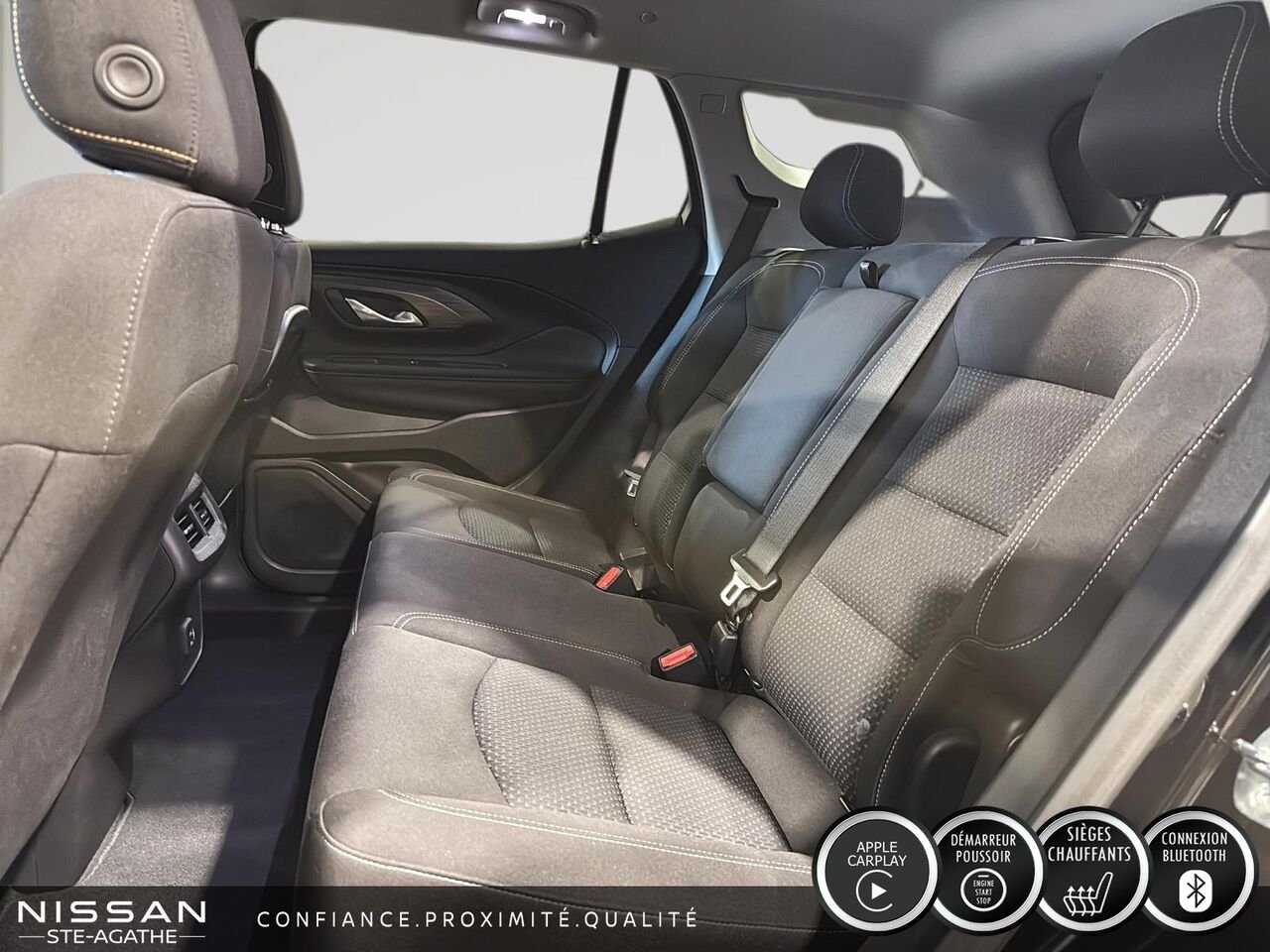 GMC Terrain AWD | BANCS CHAUFFANTS | CARPLAY SANS FIL | DÉMARREUR À DISTANCE 2023 Noir Saint-Jérôme - photo #8