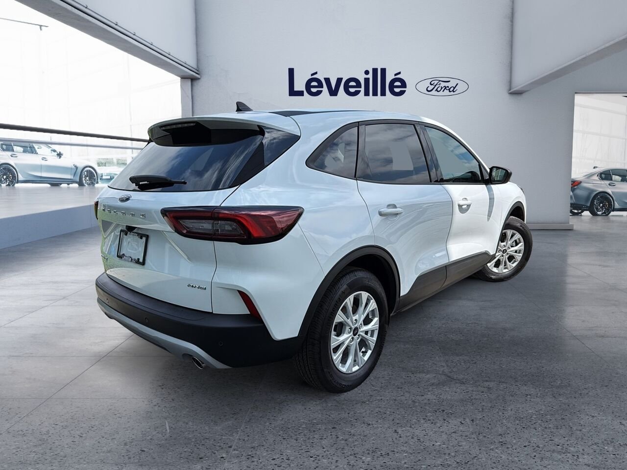 2026 Ford Escape Oxford White Saint-Jérôme - photo #6