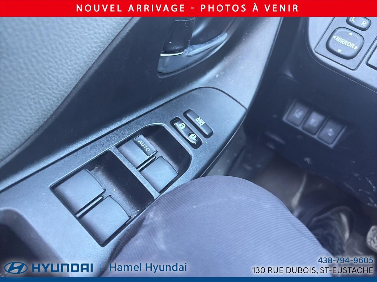 Toyota Yaris Hatchback 2019 Bleu Saint-Eustache - photo #6