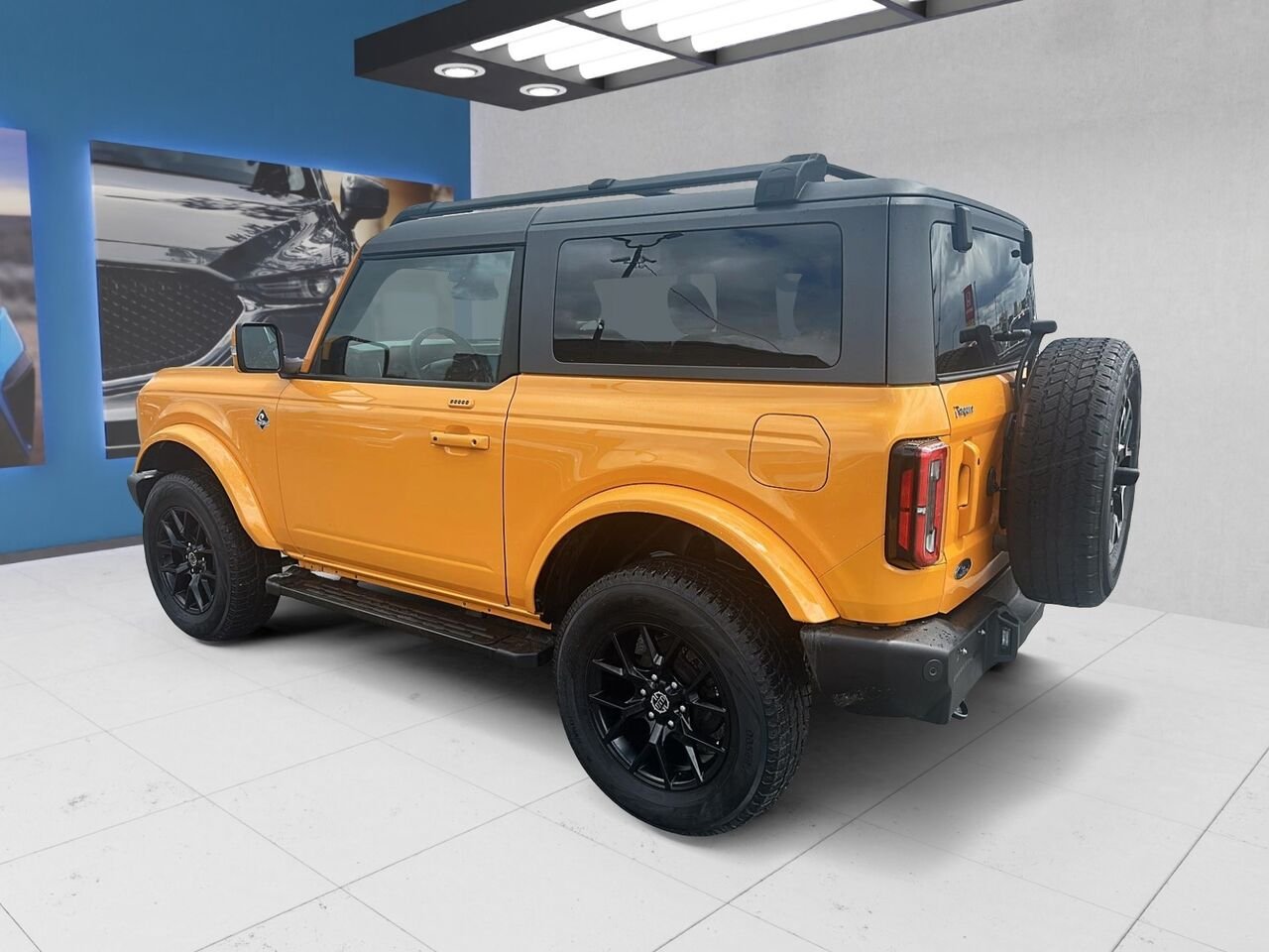 2022 Ford Bronco Orange Rouyn-Noranda - photo #3
