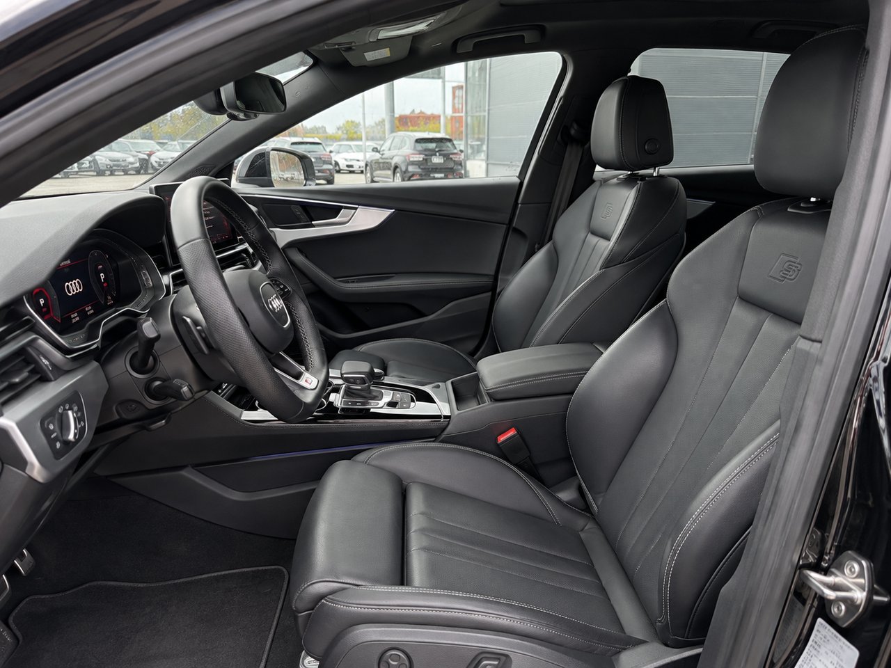 Audi berline A4 Technik 45 TFSI quattro 2023 Noir Châteauguay - photo #16