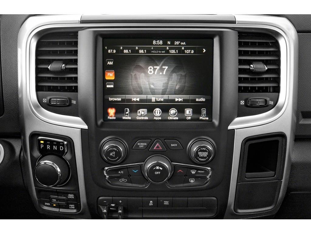RAM 1500 Classic SLT 2022 Grey Ottawa & Gatineau - photo #4