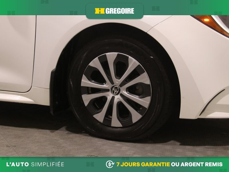 2022 Toyota Corolla White Saint-Eustache - photo #30