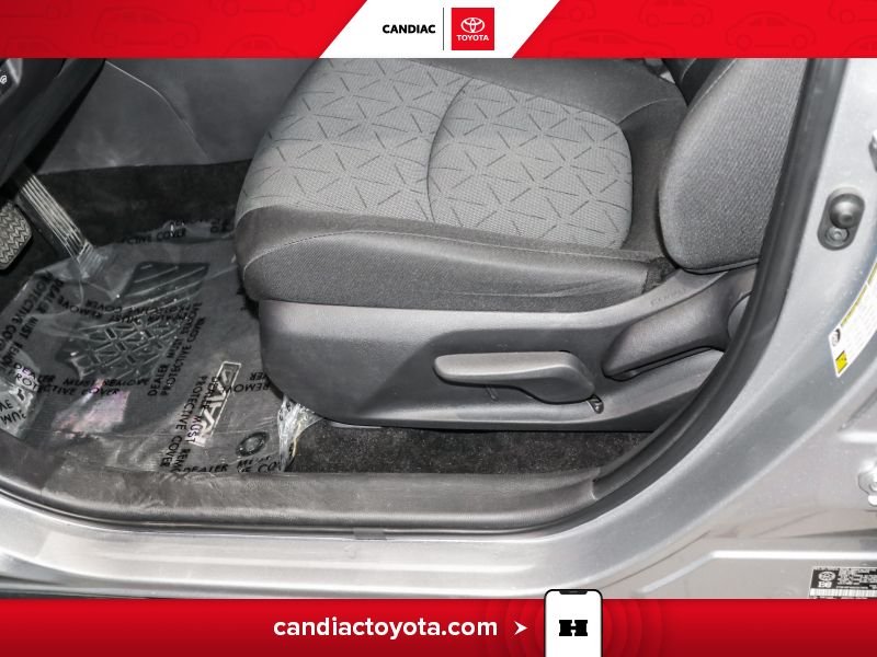 2025 Toyota Rav 4 Silver Blainville - photo #16