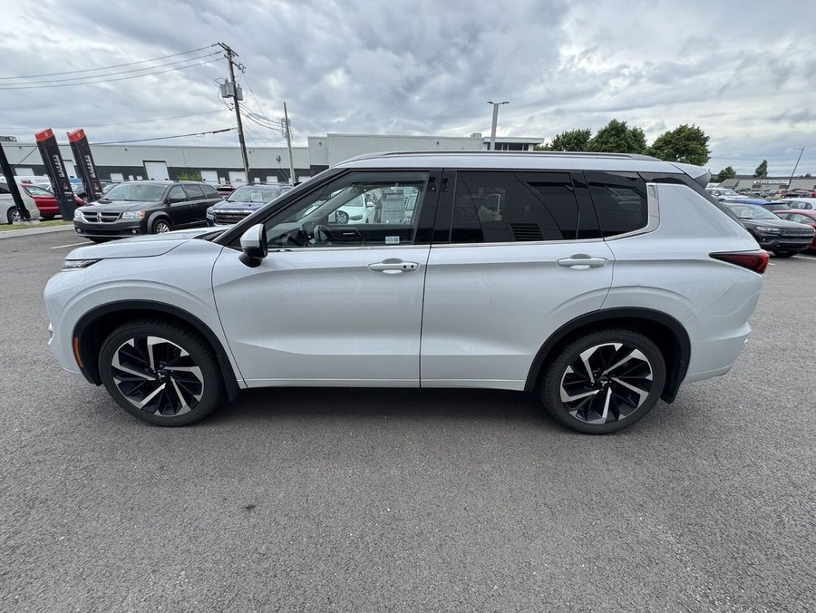 Mitsubishi Outlander GT S-AWC, Démarreur à distance, Toit pano 2024 Blanc