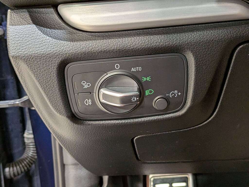 Audi S3 Sedan 2.0 TFSI quattro Technik S tronic 2018 Bleu Val-David - photo #32