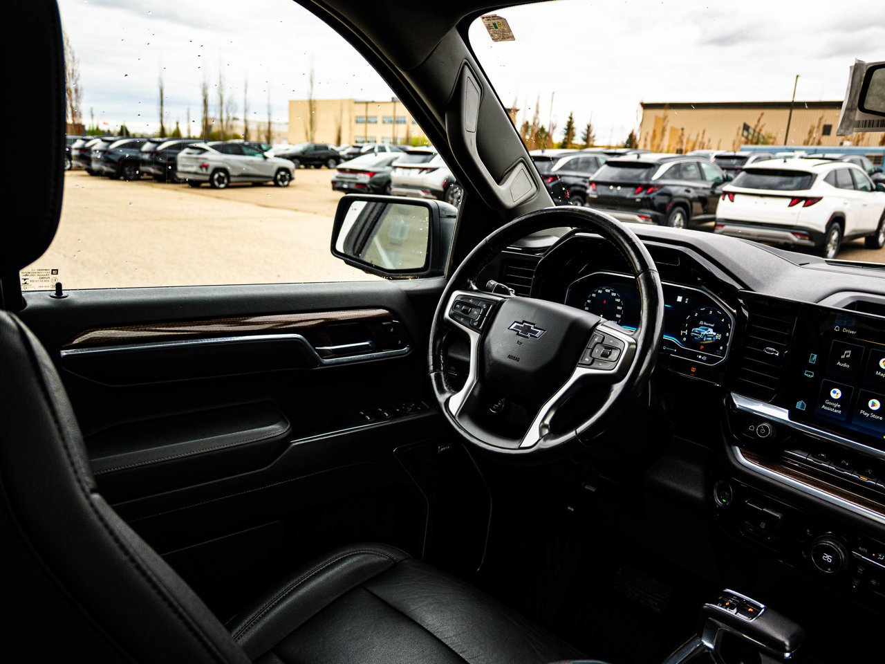 2022 Chevrolet Silverado 1500 4WD Crew Cab 147 RST Grey Sherwood Park - photo #18