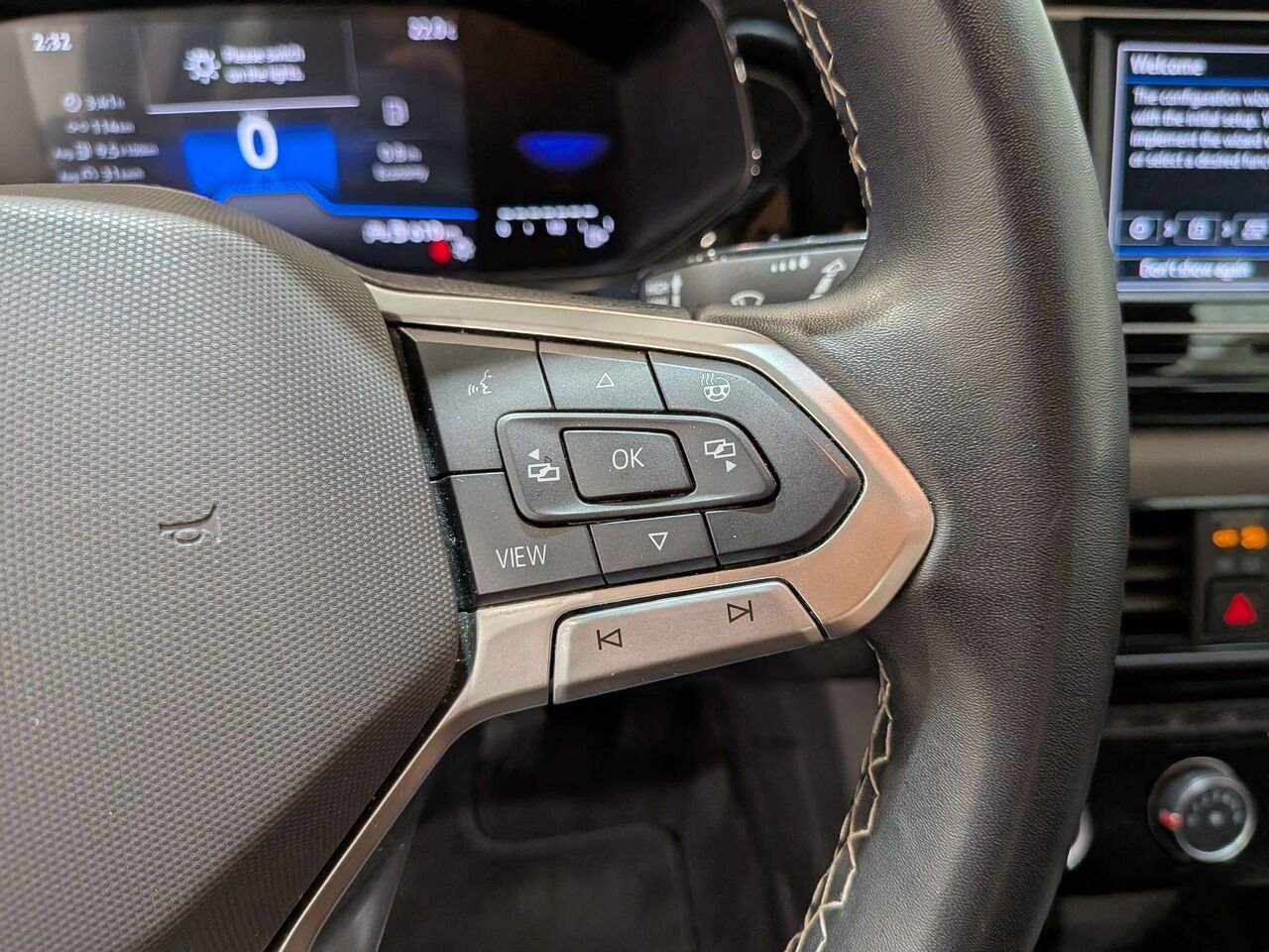 2024 Volkswagen Taos Trendline FWD Grey Val-David - photo #17