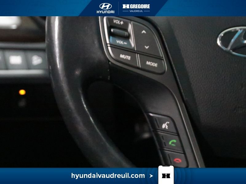 2017 Hyundai Santa Fe Grey Laval - photo #21
