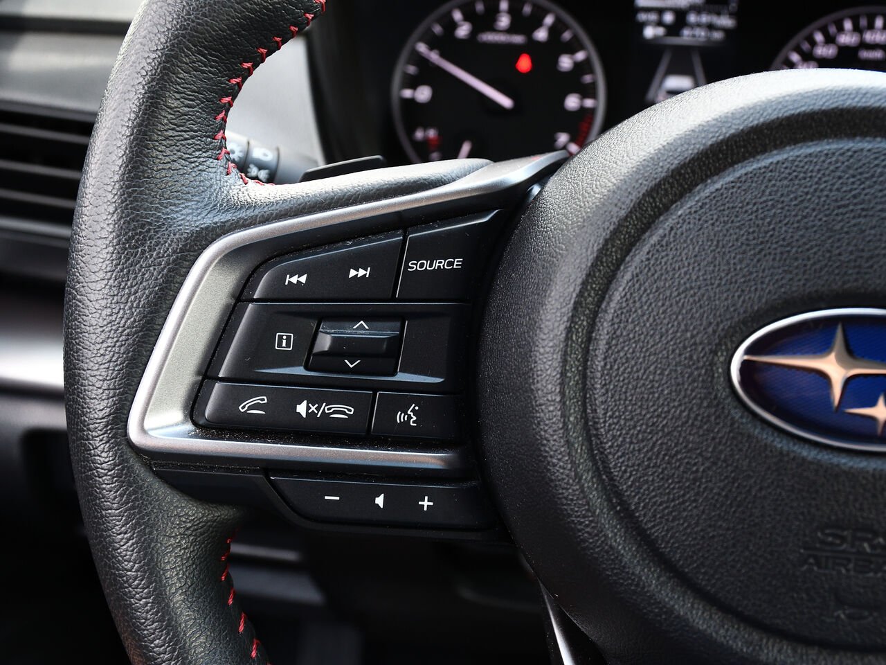 2024 Subaru Impreza Touring White Saint-Hyacinthe - photo #15