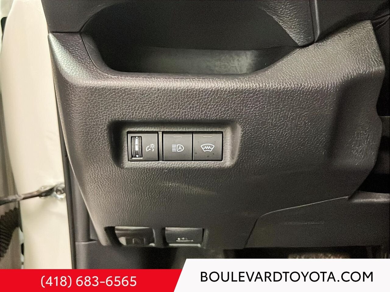 Toyota RAV4 531859-80 | LE, AWD 2025 Blanc Québec - photo #10