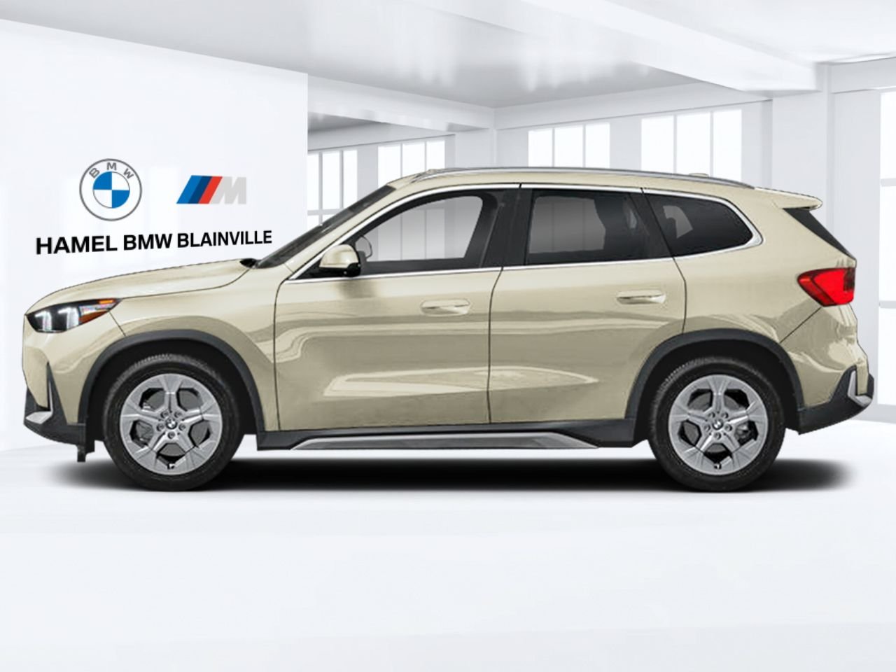BMW X1 xDrive28i 2027 Gris dune métallique Blainville - photo #1
