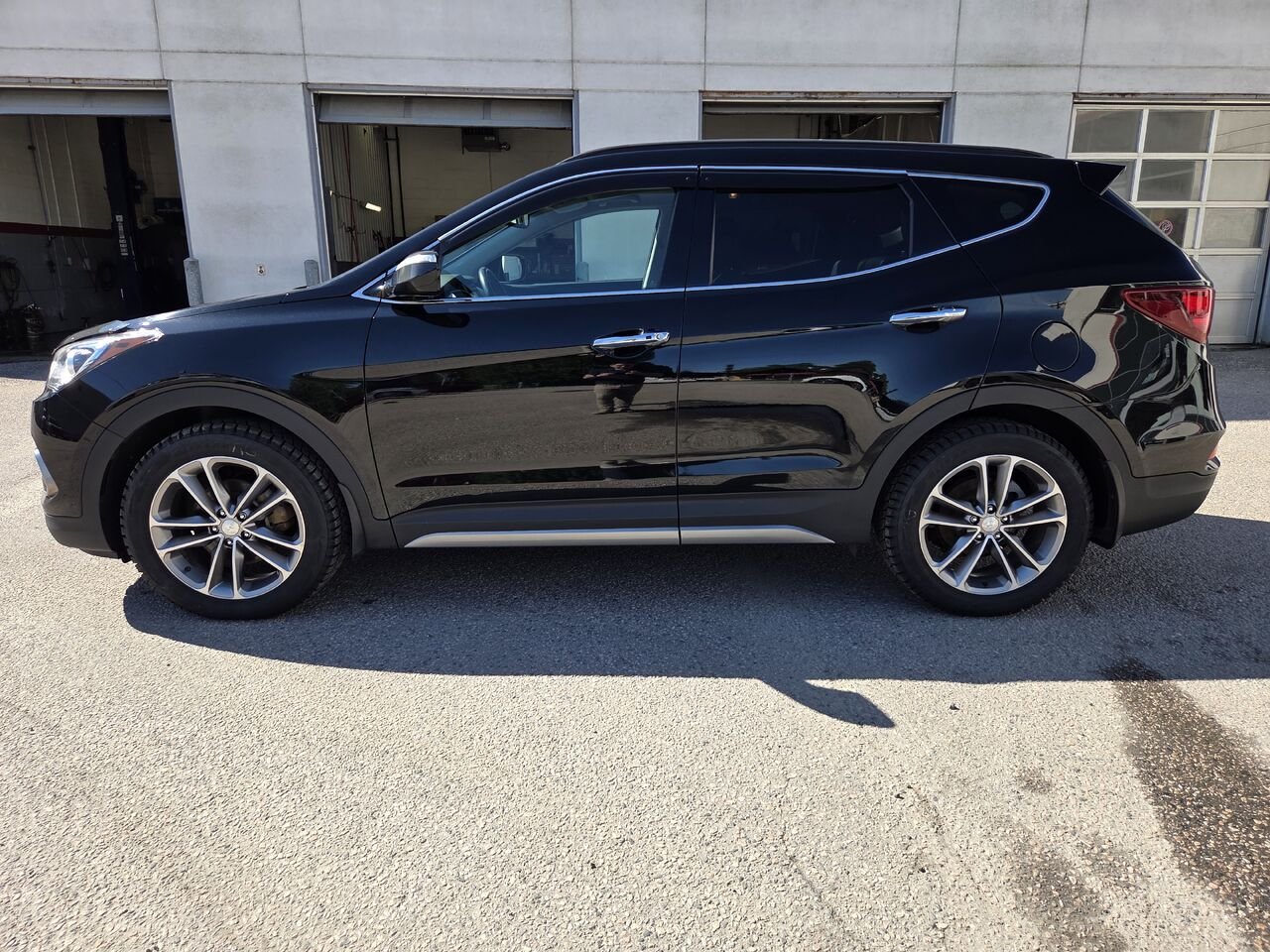 HYUNDAI SANTA FE SPORT 2018 Noir Mont-Laurier - photo #13