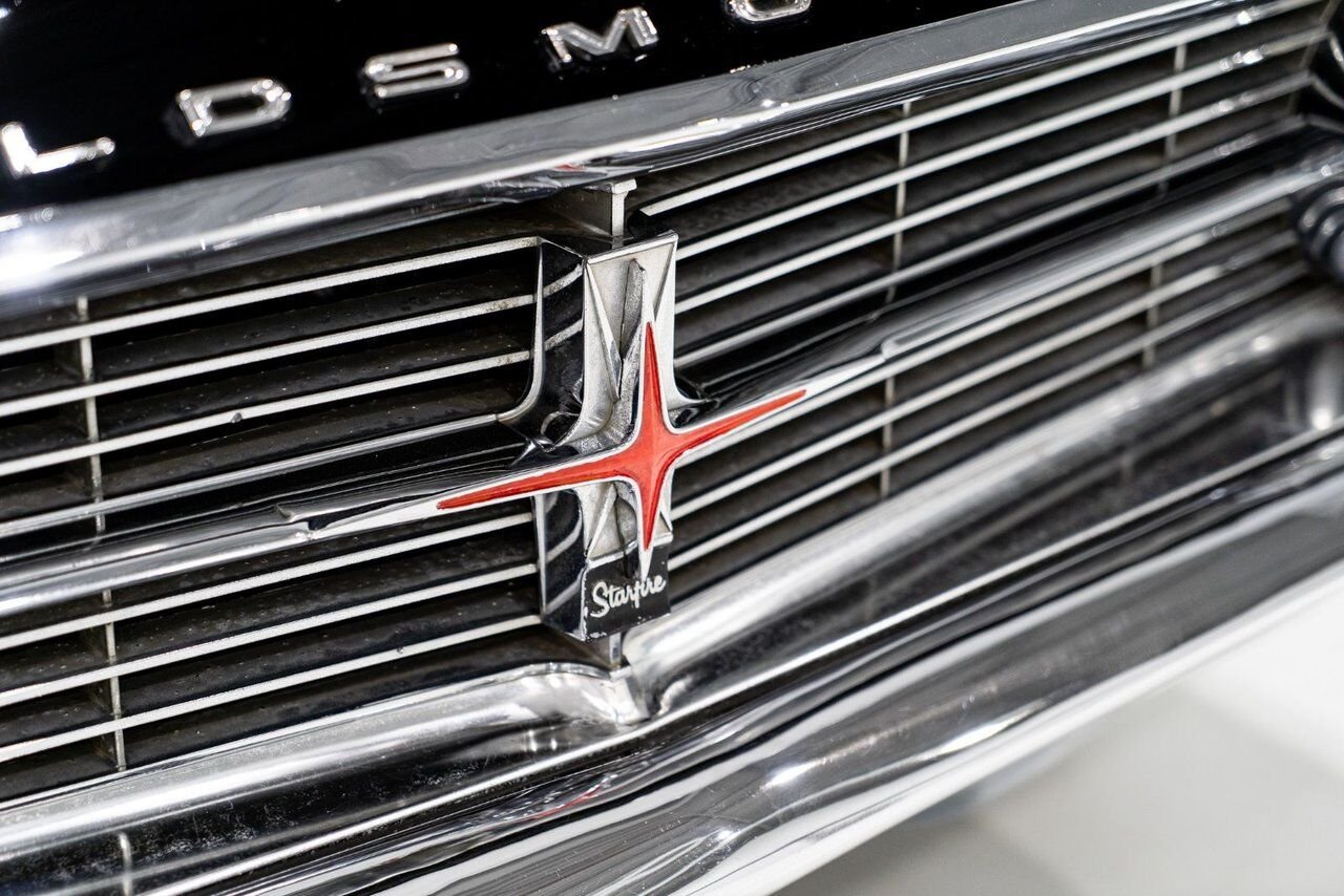 Oldsmobile Starfire Factory A/C. Single repaint and extensive ownership history **PRICE IN USD** 1962 Noir Montréal - photo #37