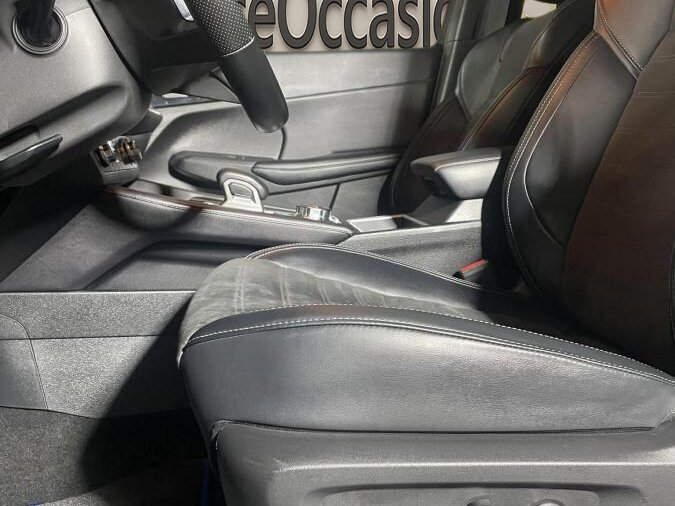 2024 Mitsubishi Outlander Plug-In Hybrid Grey  - photo #11