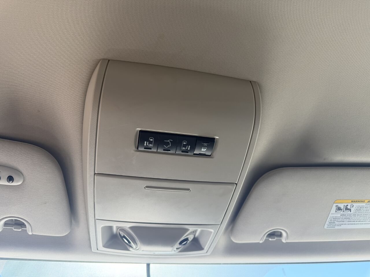 2016 Dodge Grand Caravan Silver Ste-Marie - photo #15