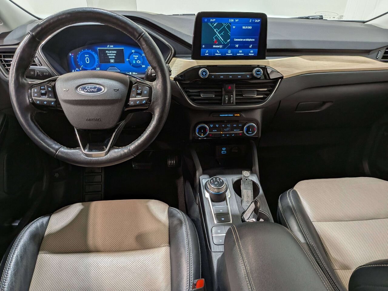 2022 Ford Escape Titanium Plug-In Hybrid FWD White Val-David - photo #32