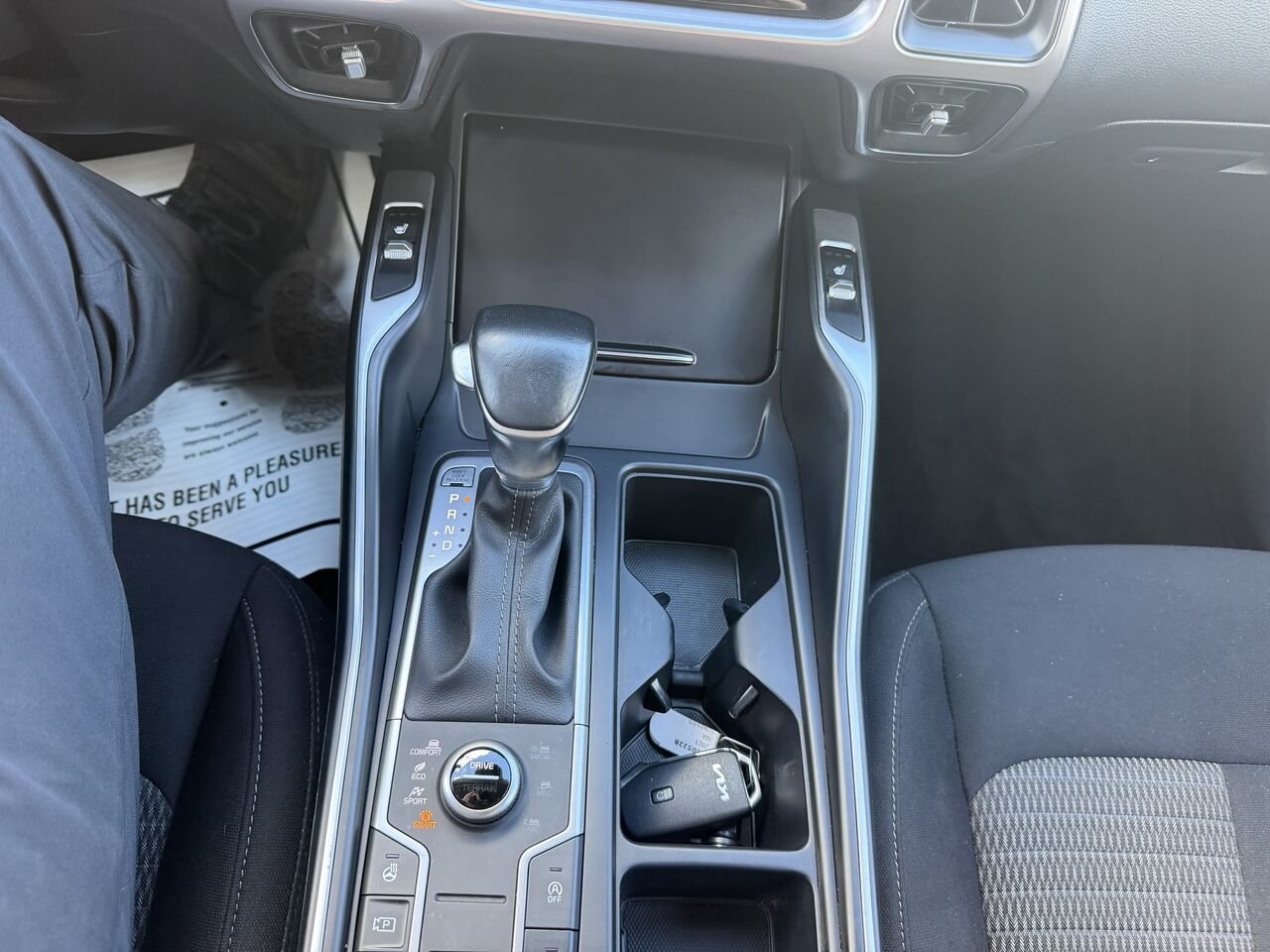 2023 Kia Sorento LX Premium AWD 7 PASSAGERS Black Laval - photo #26