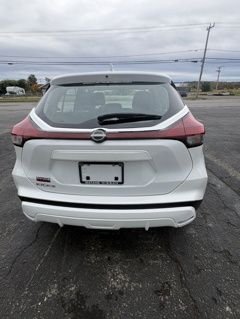 2024 Nissan Kicks White Matane - photo #1