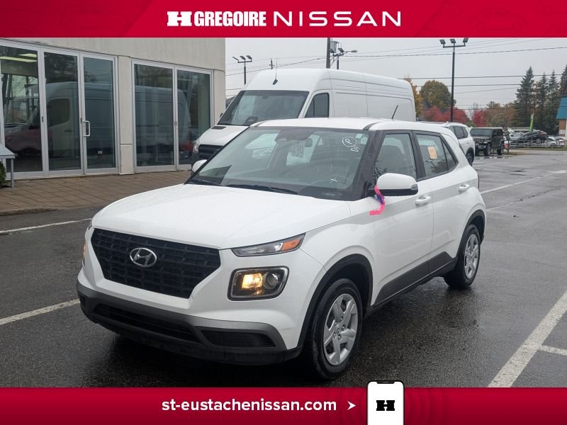 2023 Hyundai Venue Essential White