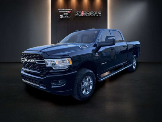 2024 Ram 2500 BIGHORN CREWCAB, CUMMINS 6.7 DIESEL, BAS KILOMETRAGE Black