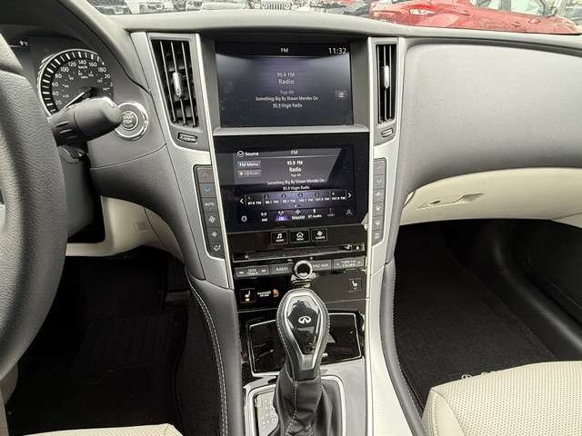 INFINITI Q50 2024 Blanc Saint-Basile-le-Grand - photo #13