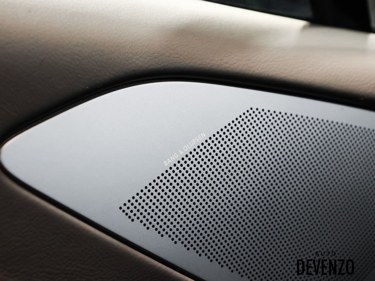 2011 Aston Martin Rapide Black Saint-Eustache - photo #8