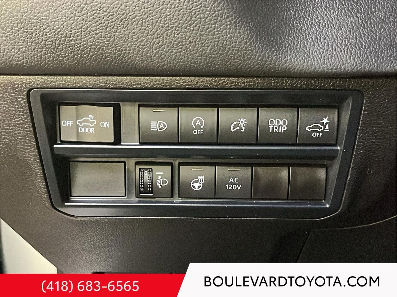Toyota Tundra 100335A-21 | LIMITED CREWMAX, BOITE 6 PIEDS 2025 Gris Québec - photo #12