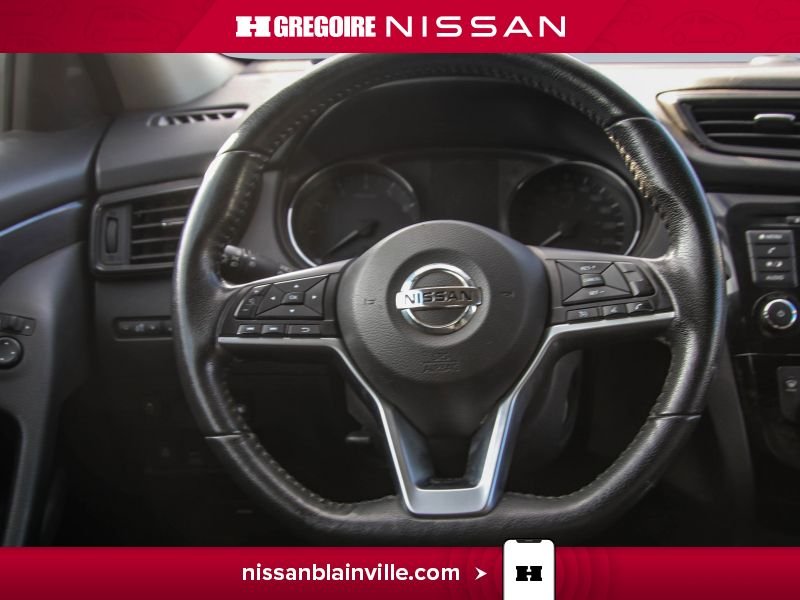 2020 Nissan Rogue White Laval - photo #17
