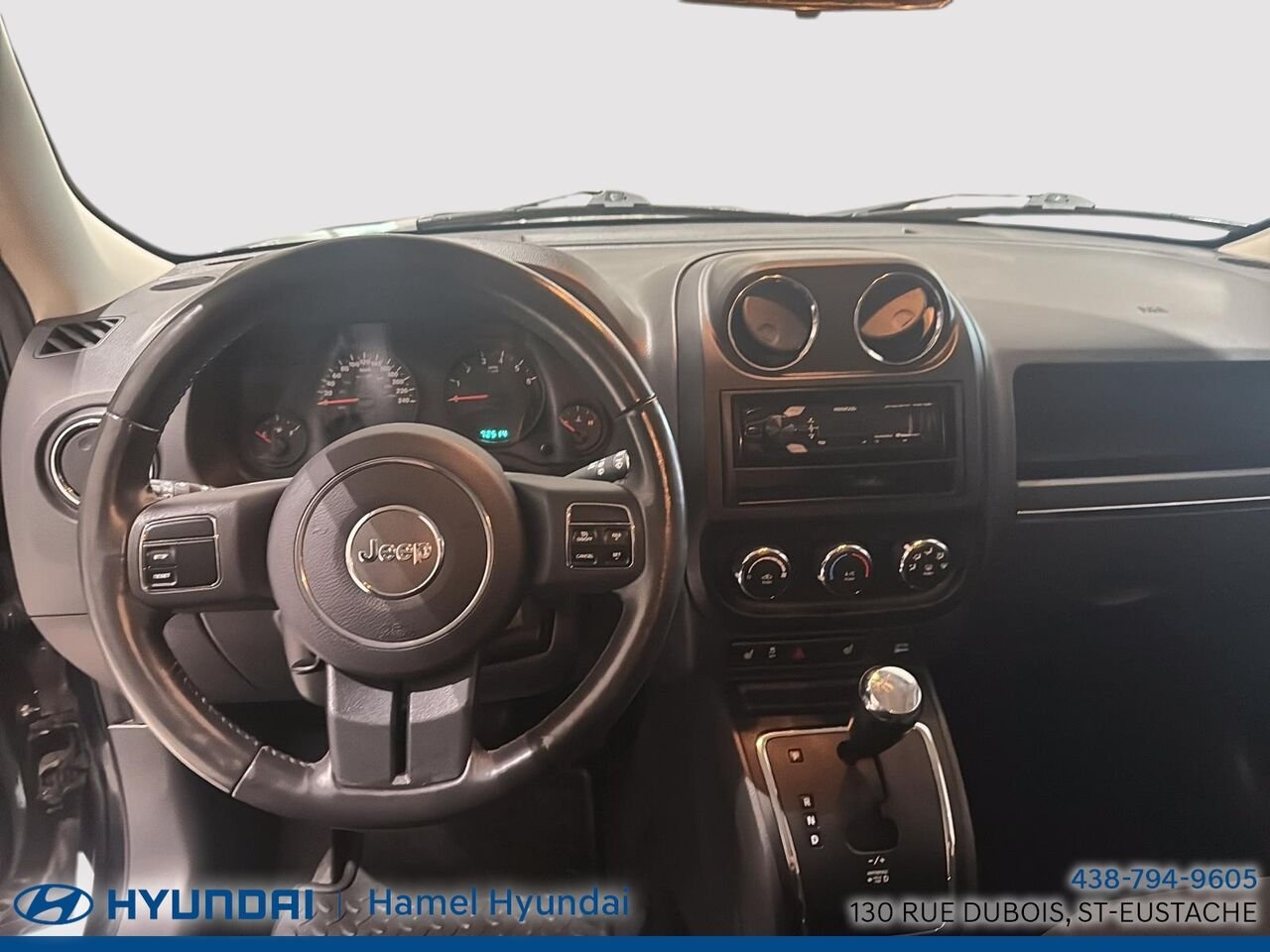 Jeep Patriot 2011 Bleu Saint-Eustache - photo #11