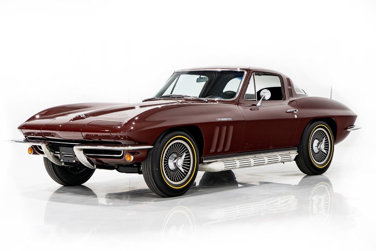 Chevrolet Corvette Fuelie Matching# HG Suffix 327/375HP **PRICE IN USD** 1965 Rouge Montréal - photo #0