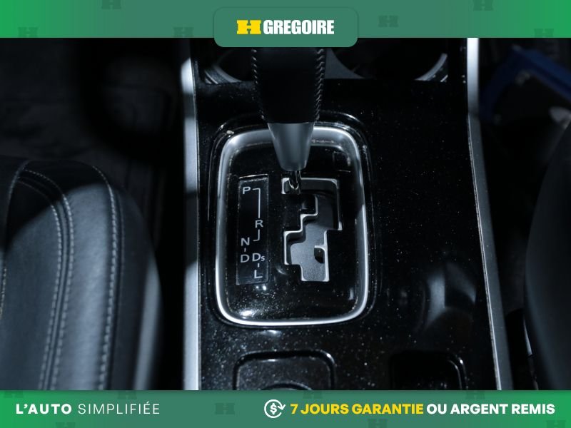 Mitsubishi Outlander 822416A | EX-L AWD AUTO AC CUIR TOIT MAGS CAM RECULE 2020 Blanc Laval - photo #21